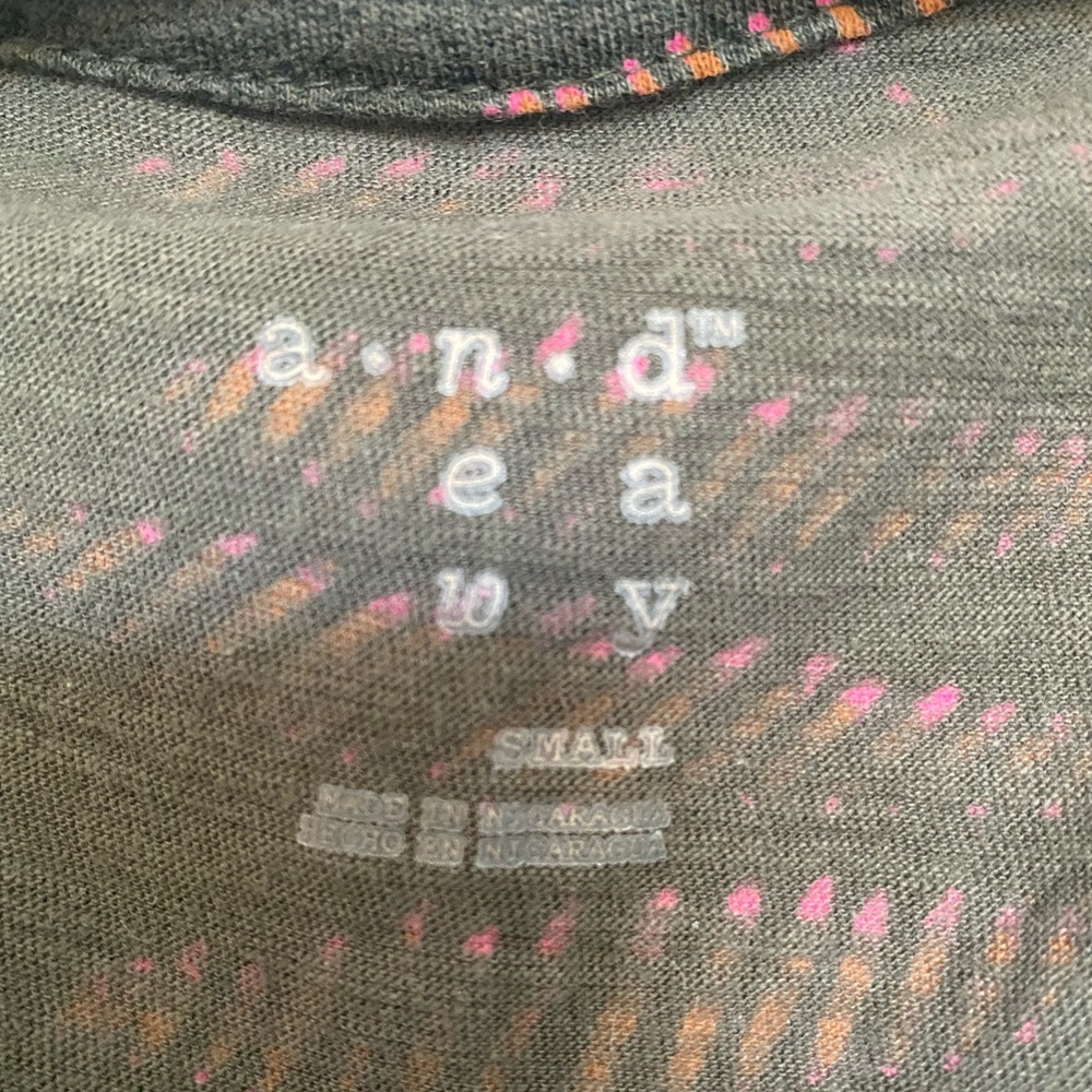 Tank top - Picture 3 of 4